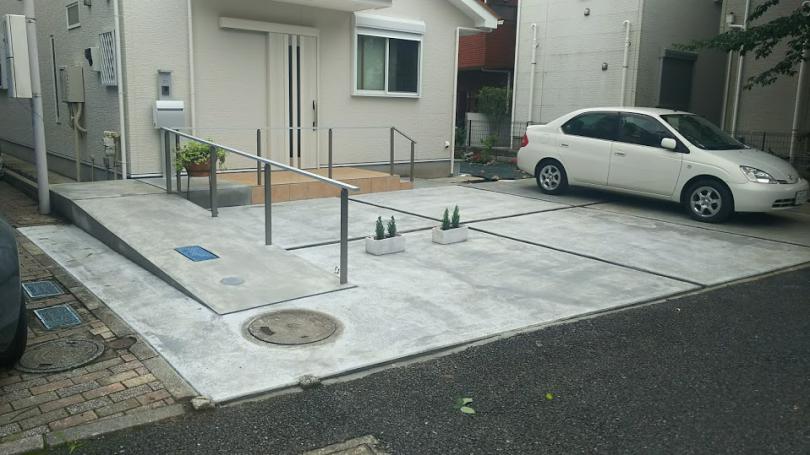 モノトーン外構 モノトーン打設!